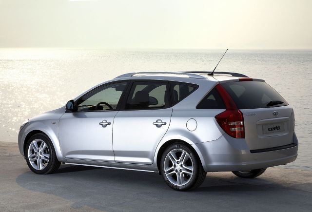 Kia Cee’d - korėjietiškas Golfas