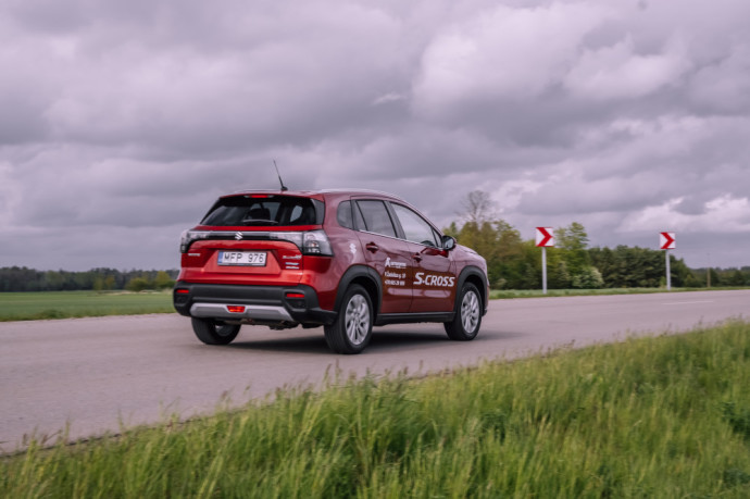 Naujo „Suzuki S-Cross“ testas: Pagaliau – „Dacia Duster“ rimtą konkurentą