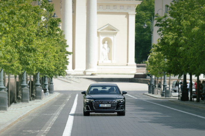 Atnaujinta Audi A8 modelių gama debiutuoja Lietuvoje