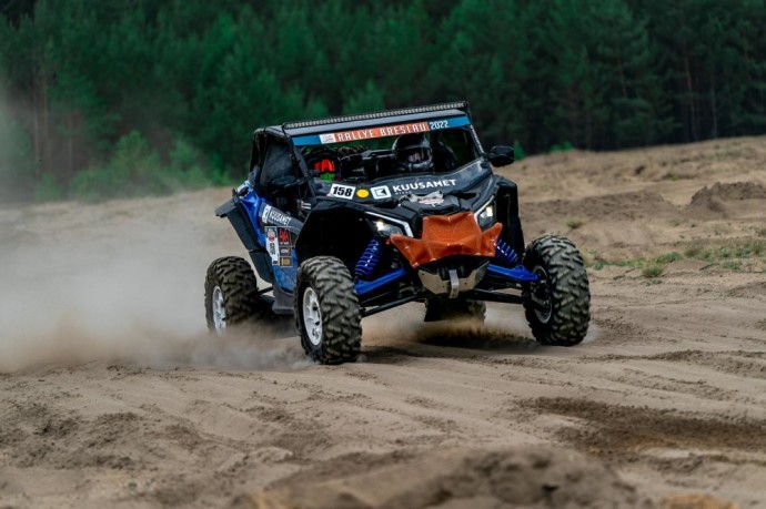 „Metruna by Kuusamet“ komandai pirmąją „Breslau rally“ ralio dieną kortas maišė smėlis ir karštis