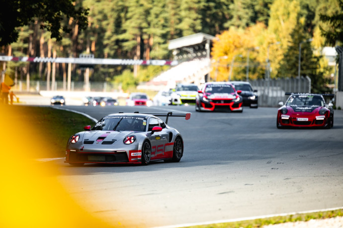 „BEC6h“ lenktynėse sėkmė ir vėl šypsojosi „Porsche Baltic GT3“