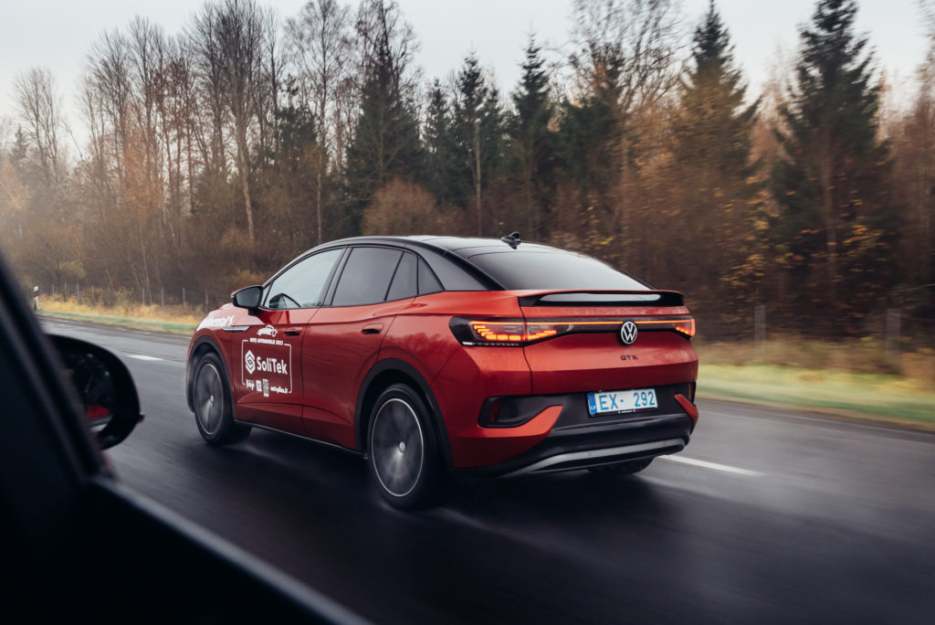 <a href='https://www.autobilis.lt/skelbimai/naudoti-automobiliai/volkswagen' target='_blank' class='phrase'>Volkswagen</a> ID.5 GTX