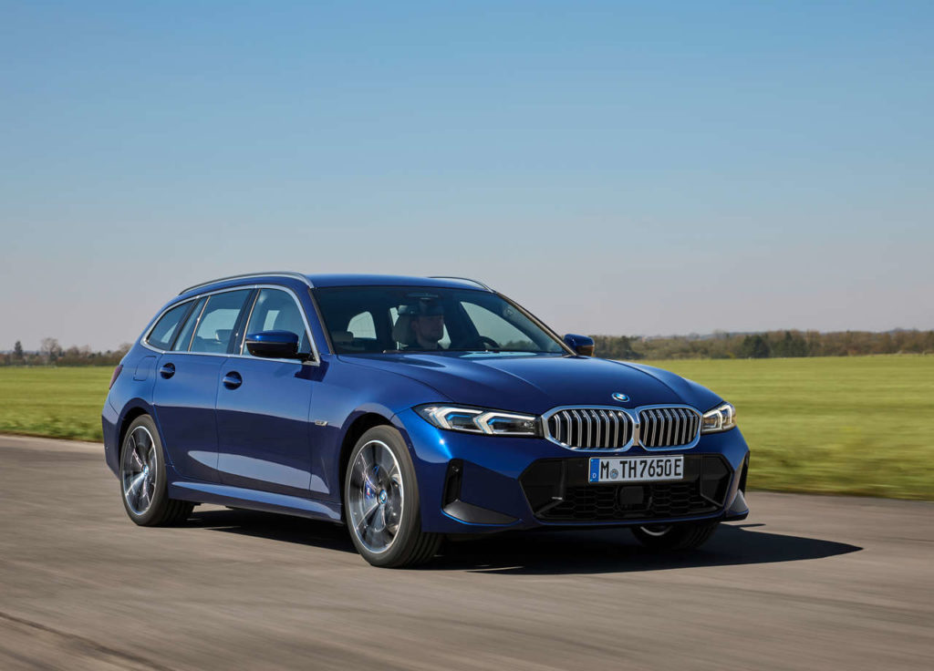 <a href='https://www.autobilis.lt/skelbimai/naudoti-automobiliai/bmw' target='_blank' class='phrase'>BMW</a> 330e Touring