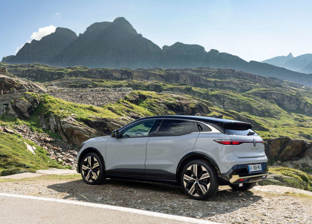 <a href='https://www.autobilis.lt/skelbimai/naudoti-automobiliai/renault' target='_blank' class='phrase'>Renault</a> Megane E-Tech