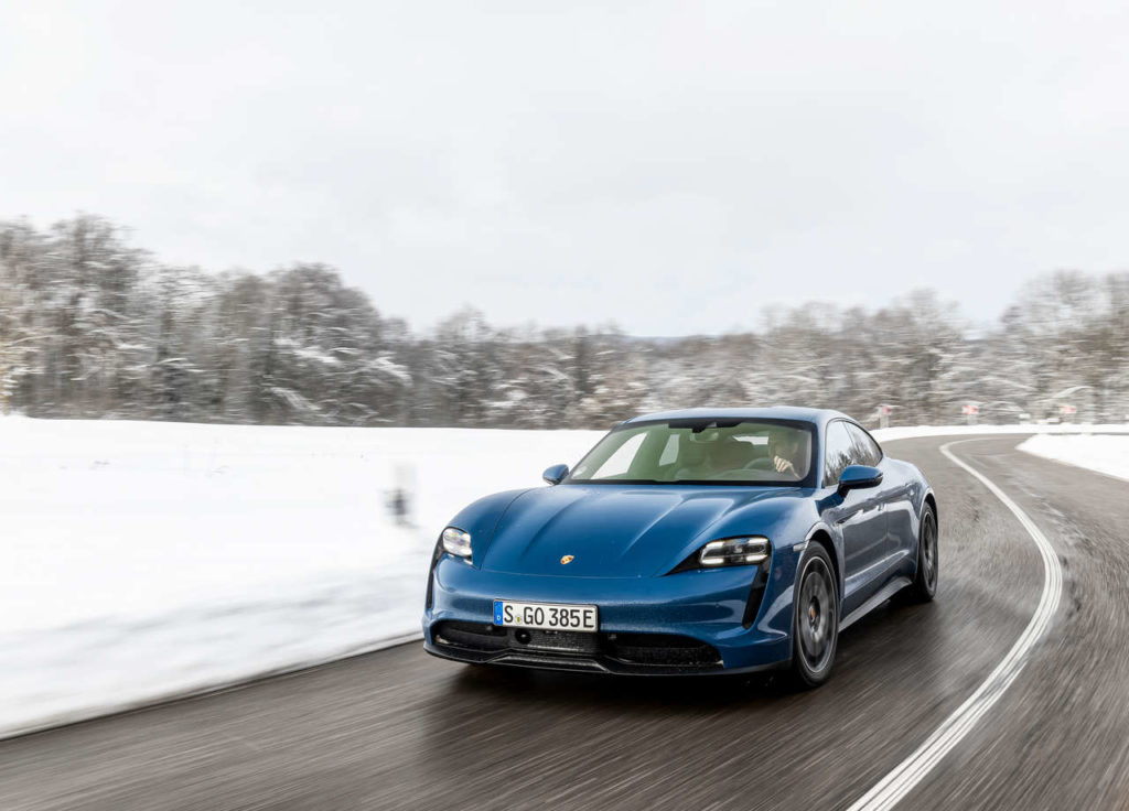 <a href='https://www.autobilis.lt/skelbimai/naudoti-automobiliai/porsche' target='_blank' class='phrase'>Porsche</a> Taycan