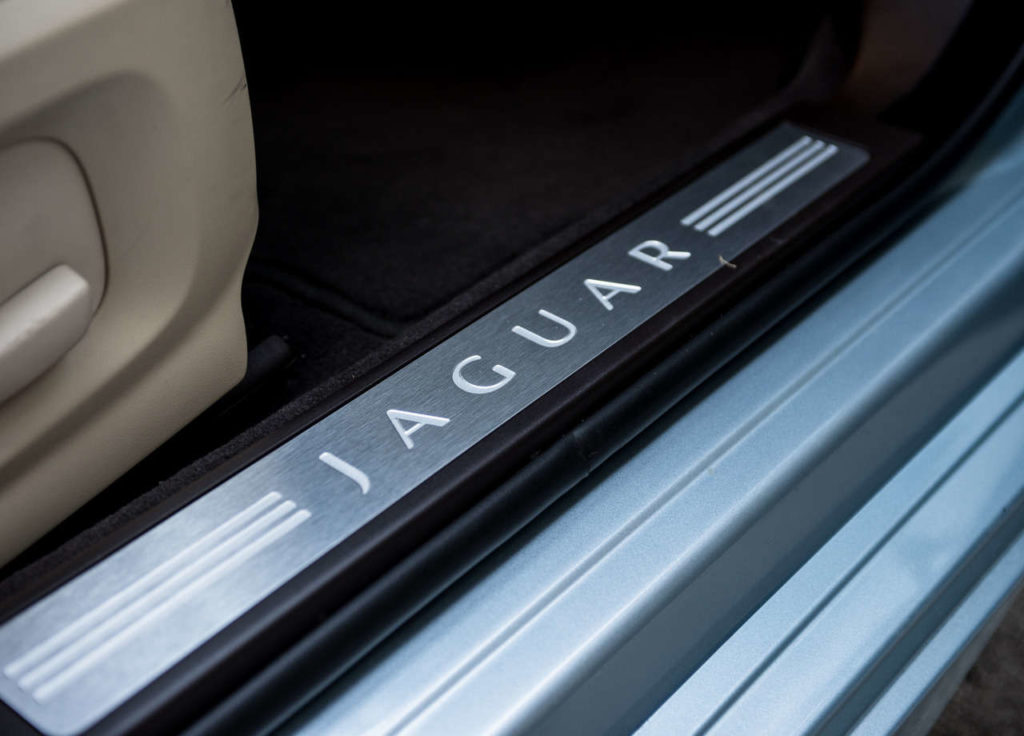 Jaguar XF 2.0 Premium Luxury
