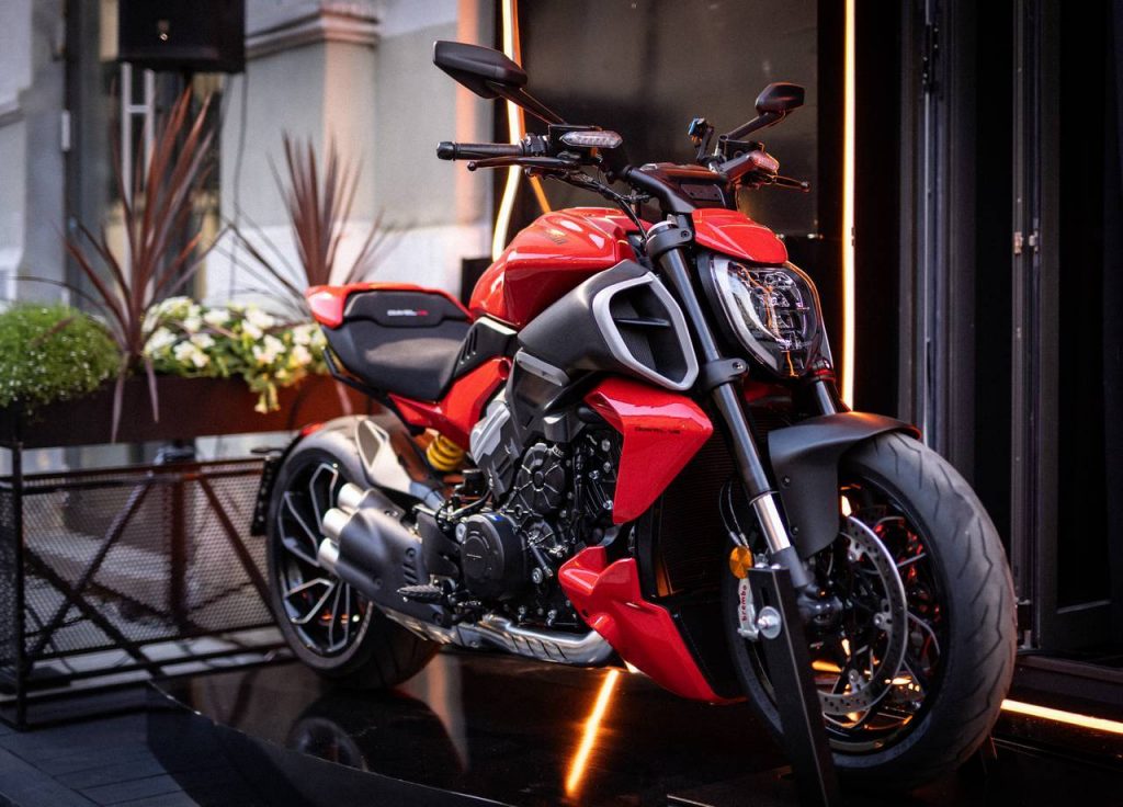 „Ducati Diavel V4“ motociklas