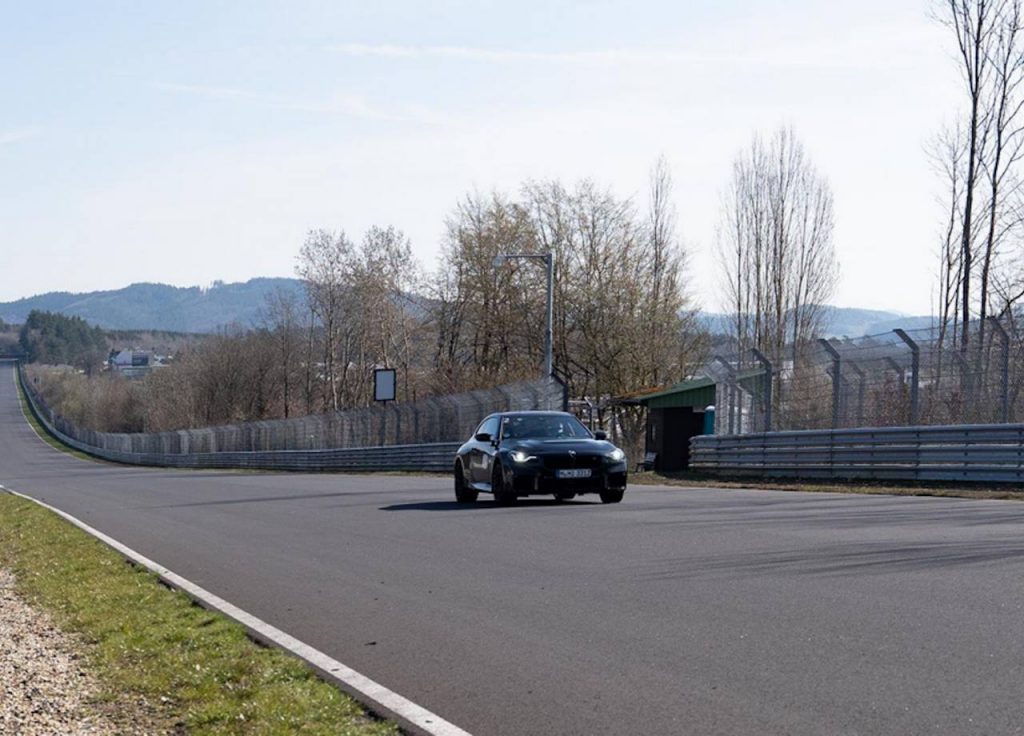 „BMW M2“ Niurburgringo lenktynių trasoje