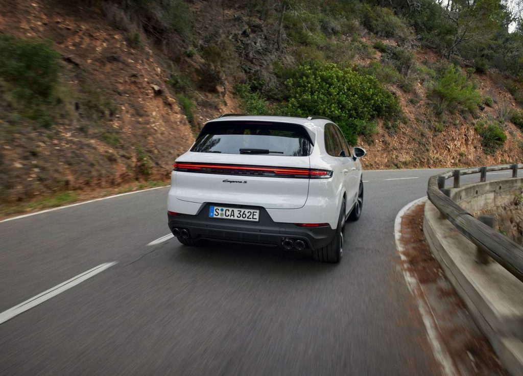 Porsche Cayenne S E-Hybrid