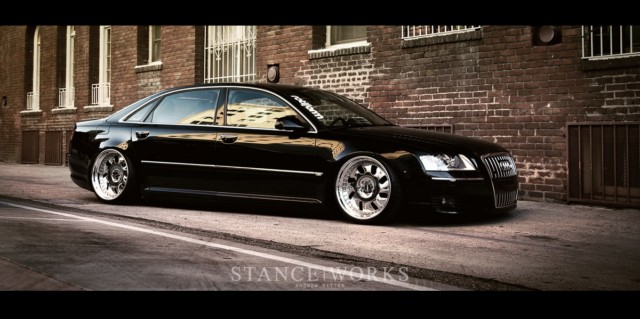 Audi A8 su Rotiform prisilietimu