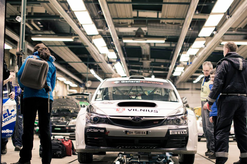 Lietuvių ekipažai startuoja Švedijos ralyje