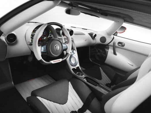 Hyper automobilių istorijos - Koenigsegg Agera